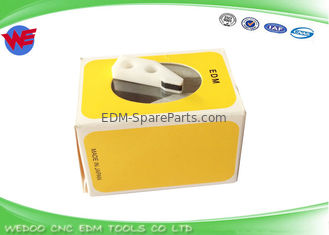 N102 la couleur blanche Makino EDM partie le support 6EC80B405 de guide de fin agrafes supérieure et