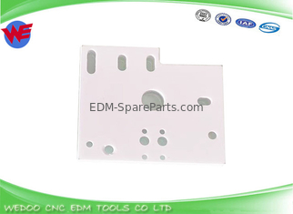 M303 X053C228G52 Plaque en céramique isolante 120*105*11mm