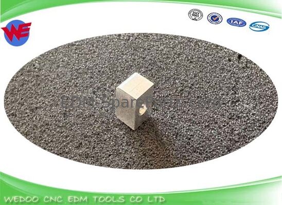 A290-8102-X657 Électrode de coupe selon EDM Fanuc 6*6*10mm