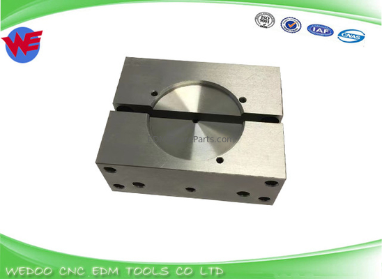 A290-8110-X721 Guide supérieur du dispositif électronique à tubes Fanuc Pro indiviso 70*55*31T