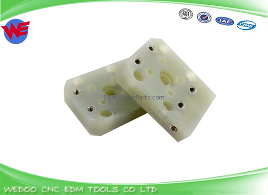 F322 Plaque isolante du bloc de jet inférieur Fanuc EDM pièces 56x40x13 A290-8119-X764