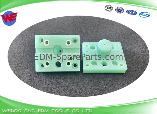 A290-8130-X763 Fanuc Isolator EDM Parties Bloc à réaction inférieur 54*43*10*26MM série a-B