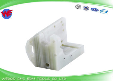 A290-8110-Y761 A290-8110-Z761 Fanuc F310 Plaque isolante Base inférieure de guidage a-C