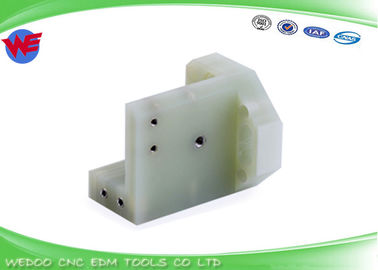 F308 Pièces Fanuc EDM Plaque isolante A290-8110-X761 Base de guidage de la position inférieure
