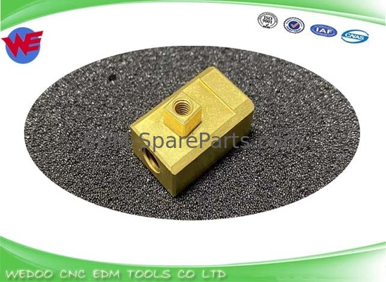 200641088 200 et les autres.641.088 Charmilles Coupe en laiton Support de contact pour le dispositif électrique 24*15*15