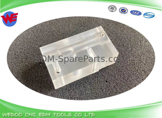 A290-8119-X393 Bloc de fil d'alimentation de guidage de polycarbonate 33.5*21*62 Pour les pièces Fanuc EDM