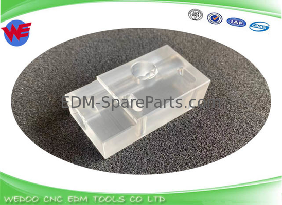 A290-8119-X393 Bloc de fil d'alimentation de guidage de polycarbonate 33.5*21*62 Pour les pièces Fanuc EDM