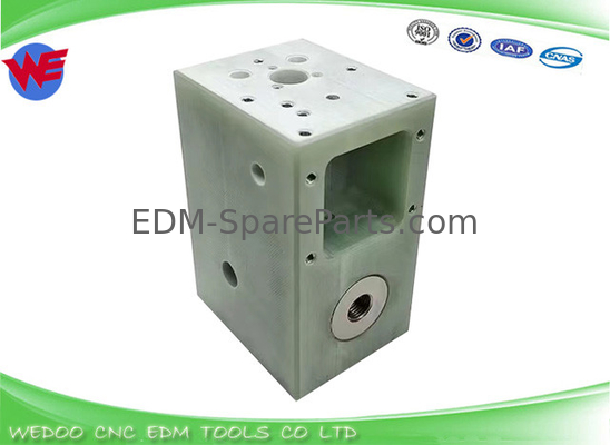 20EC090A101=2 Bloc de plaque de tête de l'isolateur Makino EDM 120*80*65 mm