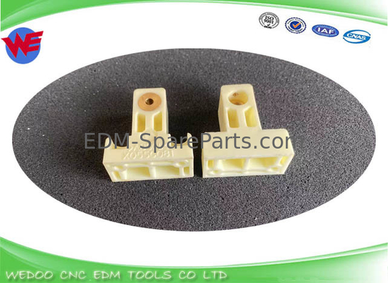 X059D454G51 DP55200 DP552A Mitsubishi EDM Guide détenteur filtrage de tuyau support