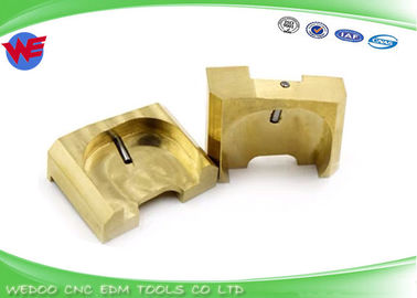 M470 DA886A DA88600 Mitsubishi Porteur d'alimentation inférieur X209D212H01 X068D026G51